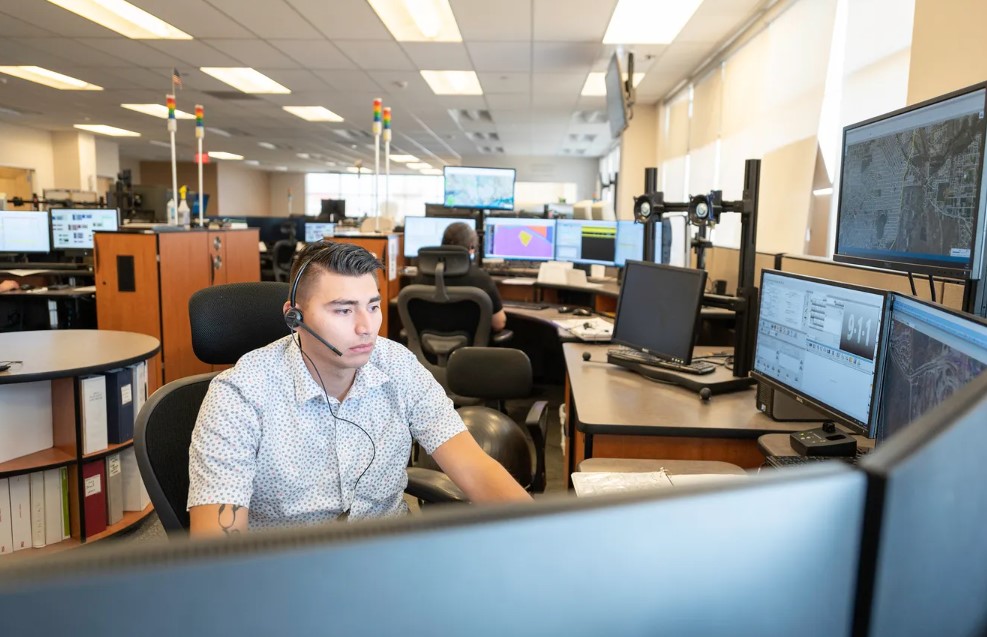 Nurse Navigation Program to Connect Non-Emergency Callers to Services, Ease Burden on 911