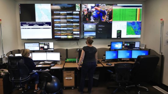 During a Wildfire, Here’s How Dispatchers Alert Residents and Firefighters