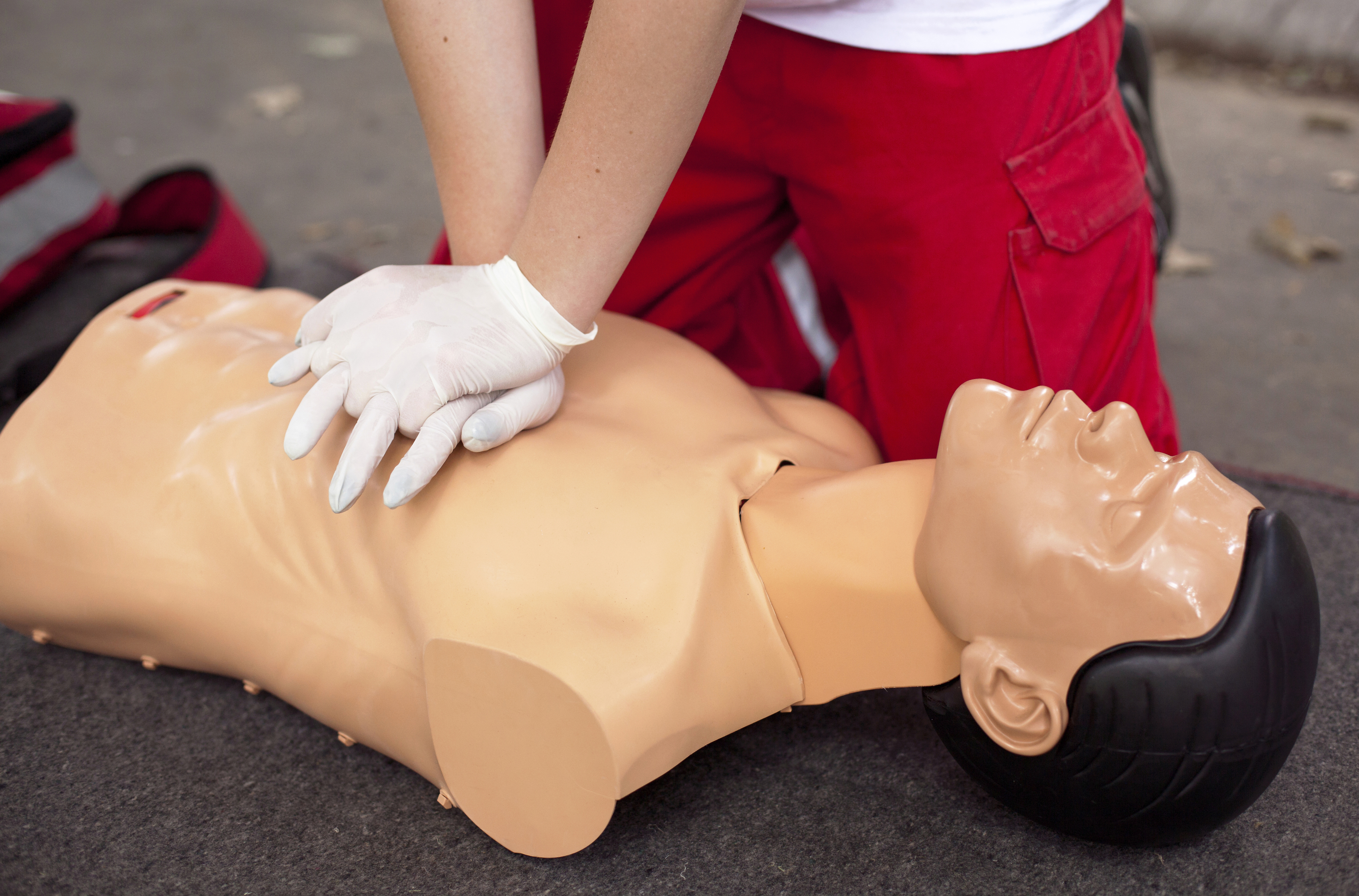 EMTs Encourage People to Get CPR Certified